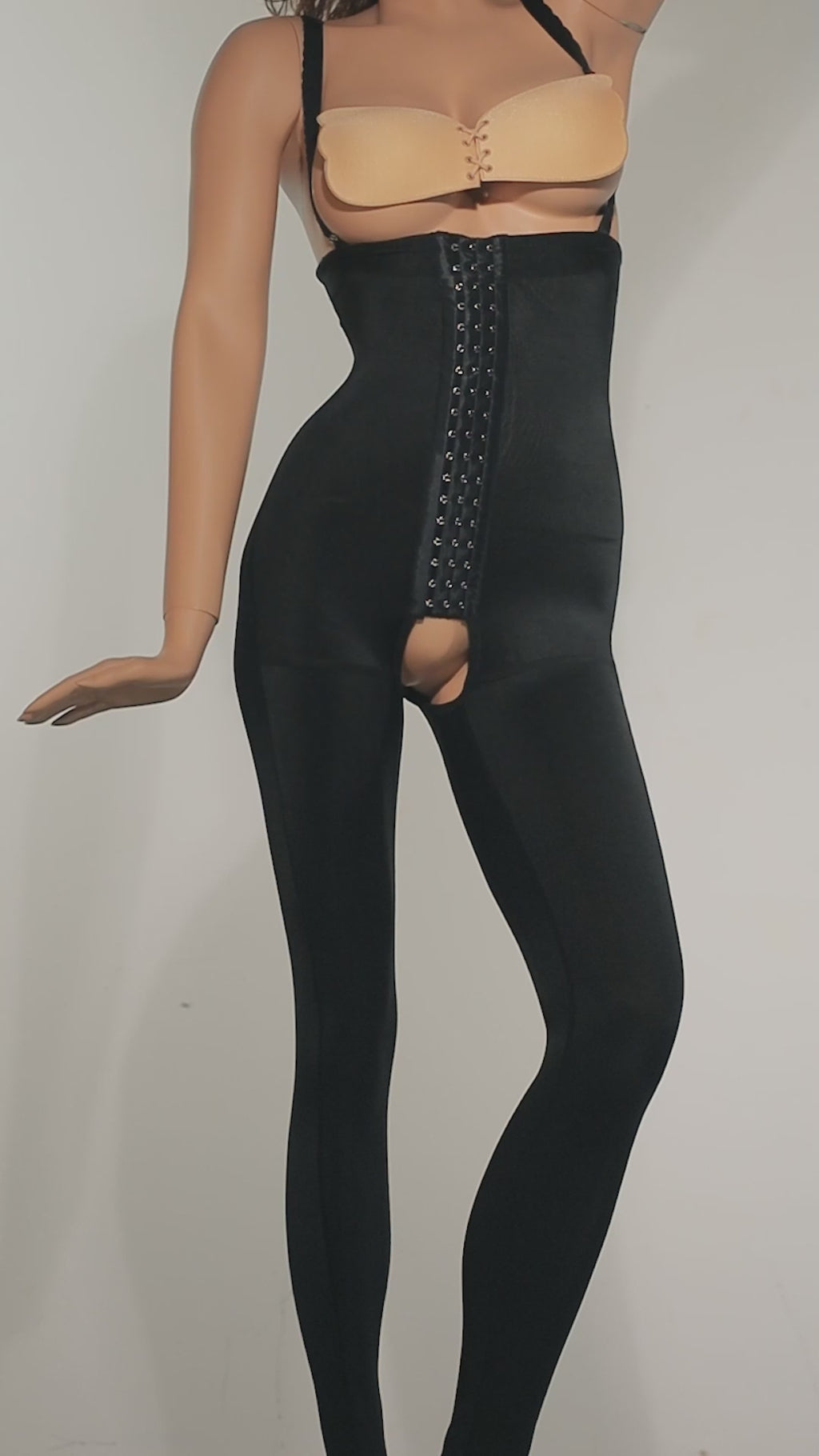F232
